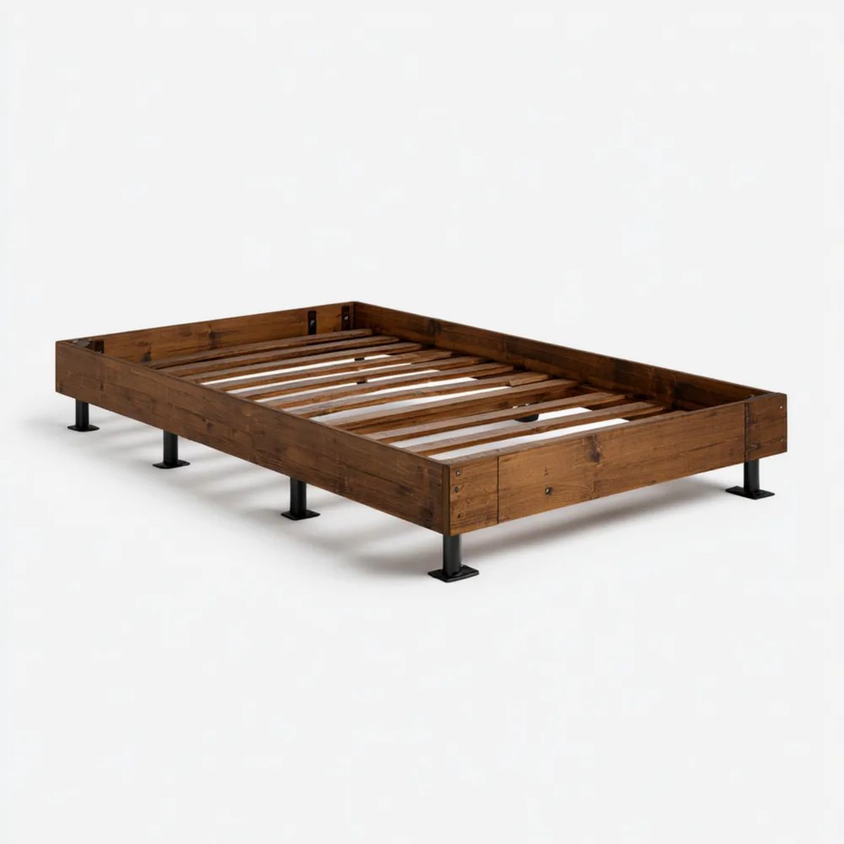 Brązowa drewniana rama łóżka dwuosobowego 160 x 200 cm ze stelażem listwowym i metalowymi nogami