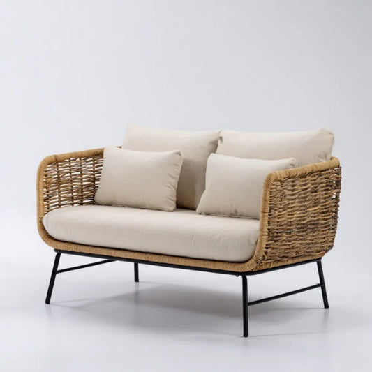 Dwuosobowa sofa ogrodowa z rattanu ze stalową ramą, naturalna/beżowa/czarna, 130 x 75 x 75 cm